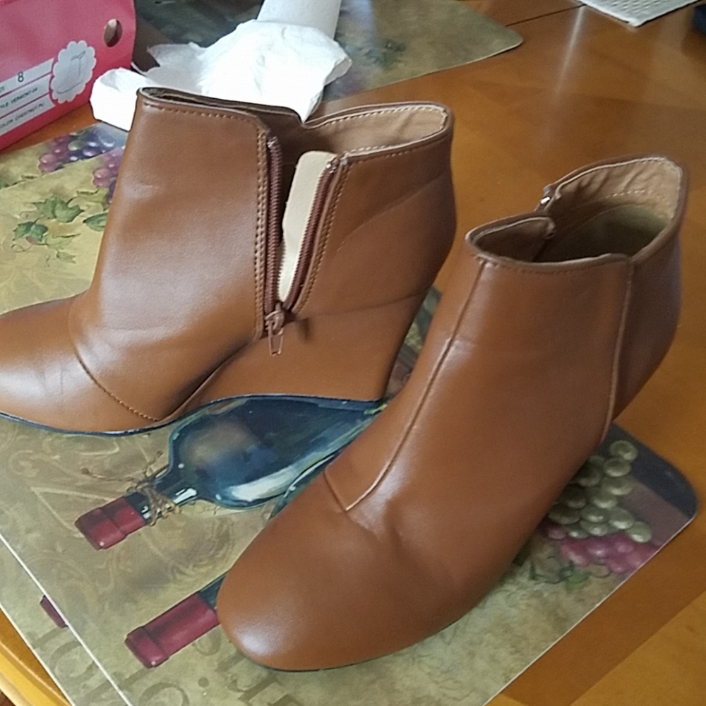 Ladies shoes